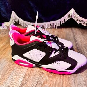 Jordan 6 retro pink low sneakers